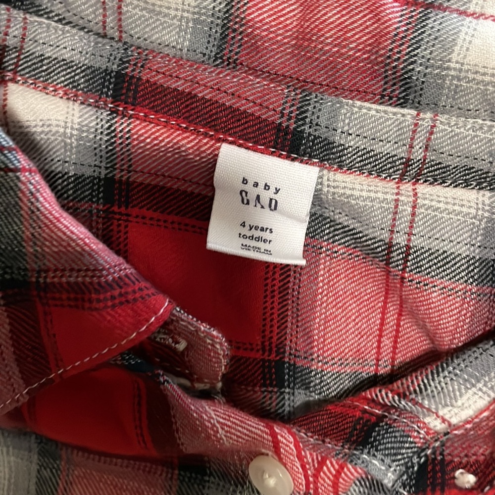 Baby Gap red flannel 4 toddler - Picture 2 of 2
